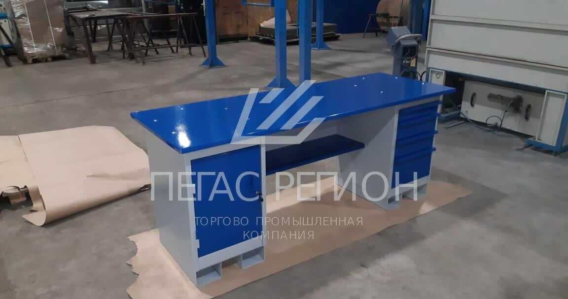 Производственная мебель